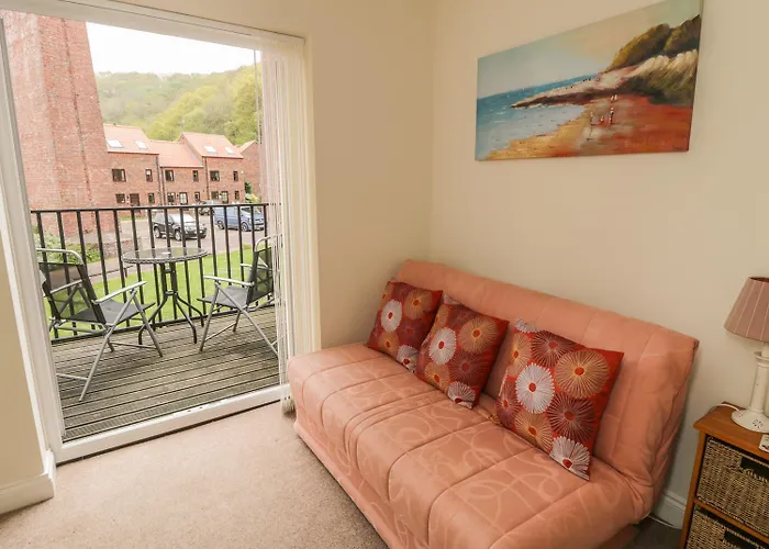 White Goose ويتبي